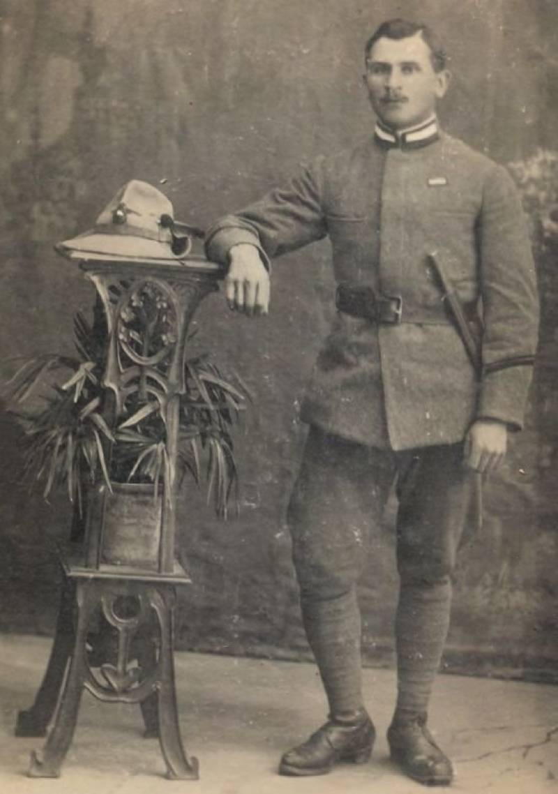 Italský legionář Eduard Jirák.jpg